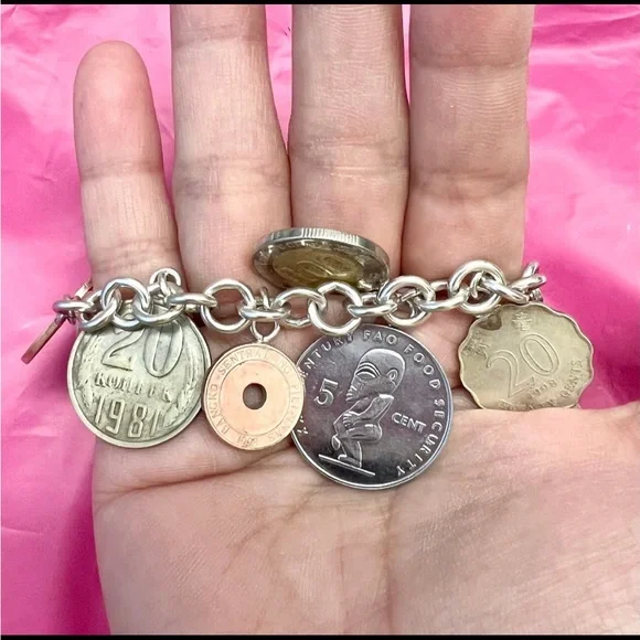 Sterling Silver 12 Coins Charm Bracelet Made In Italy - Picture 3 of 8